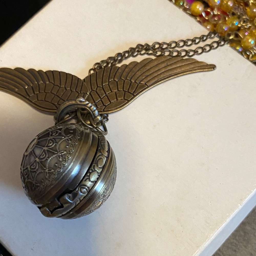 Bronze Winged Pendant Necklace